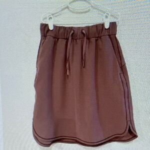 Lululemon on the fly skirt cherry cola